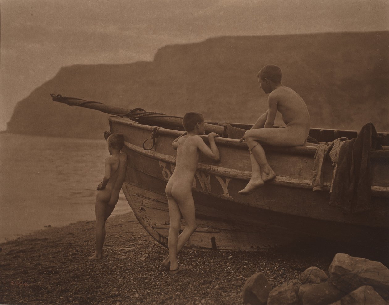 In puris naturalibus (Luonnontilassa) tekijältä Frank Meadow Sutcliffe