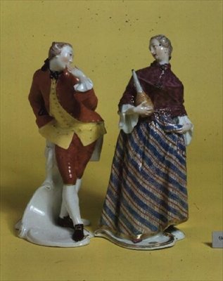 Commedia dellArte Donna Martinan ja Octavion hahmot, Nymphenburg, n. 1760 (posliini) tekijältä Franz Anton Bustelli