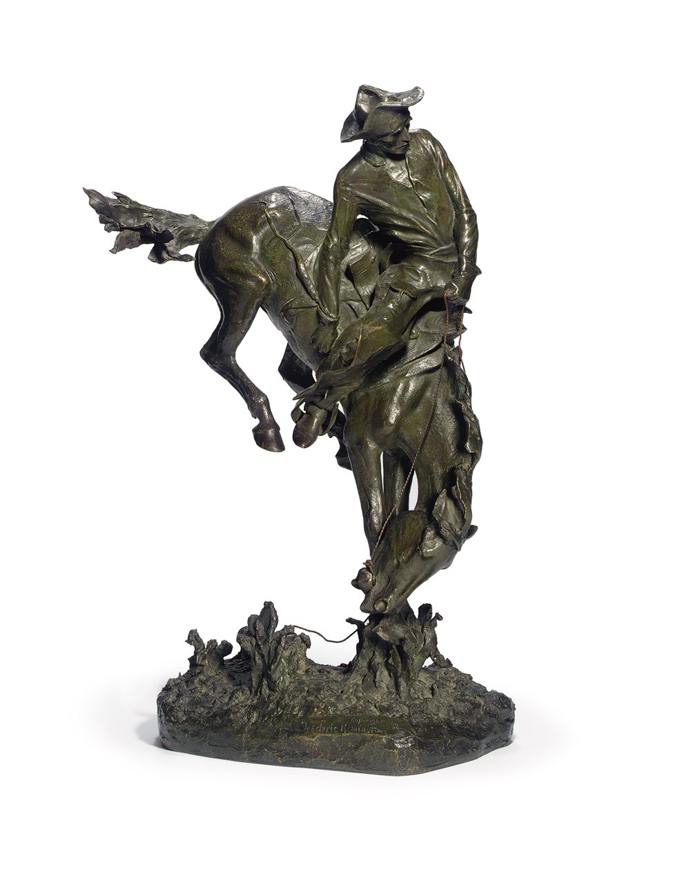 The Outlaw (pronssi ruskeanvihreällä patinalla) tekijältä Frederic Remington