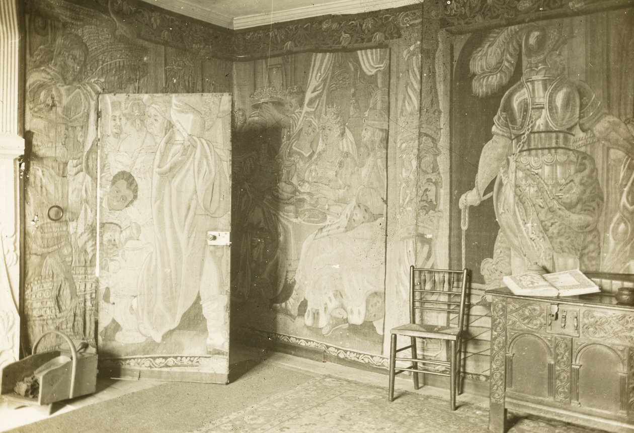 Kelmscottin kartano: Kelmcott Kelsean Kylpylähuone: Gobeliinihuoneessa tekijältä Frederick H. Evans