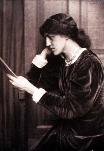 Frederick Hollyerin (1837-1933) Jane Morrisin tyttären muotokuva May Morrisista (1862-1938) tekijältä Frederick Hollyer