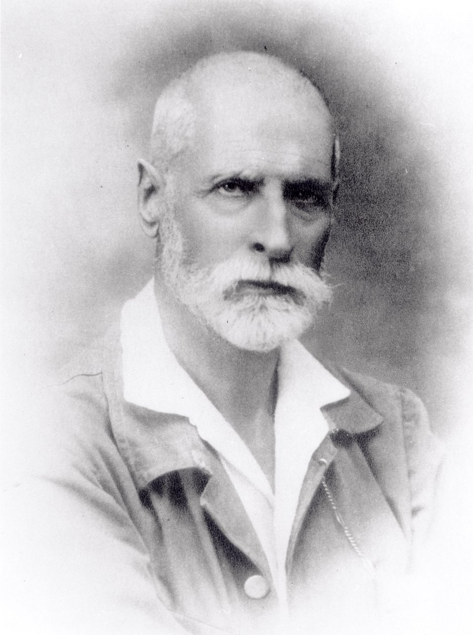 Alexandre Yersin (1863-1943) tekijältä French Photographer