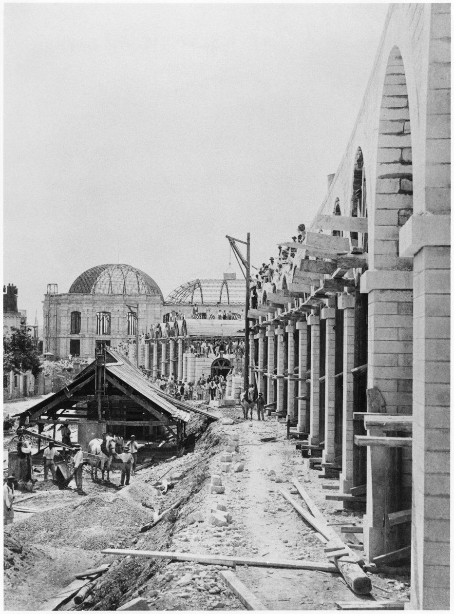 Auteuilin maasiltasillan rakentaminen lähellä Auteuil-asemaa, Pariisi, noin 1900 tekijältä French Photographer