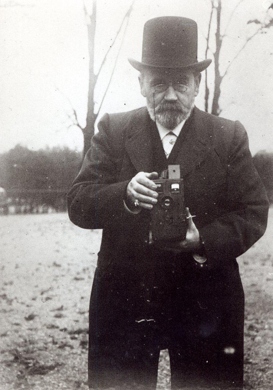 Emile Zola valokuvaamassa tekijältä French Photographer