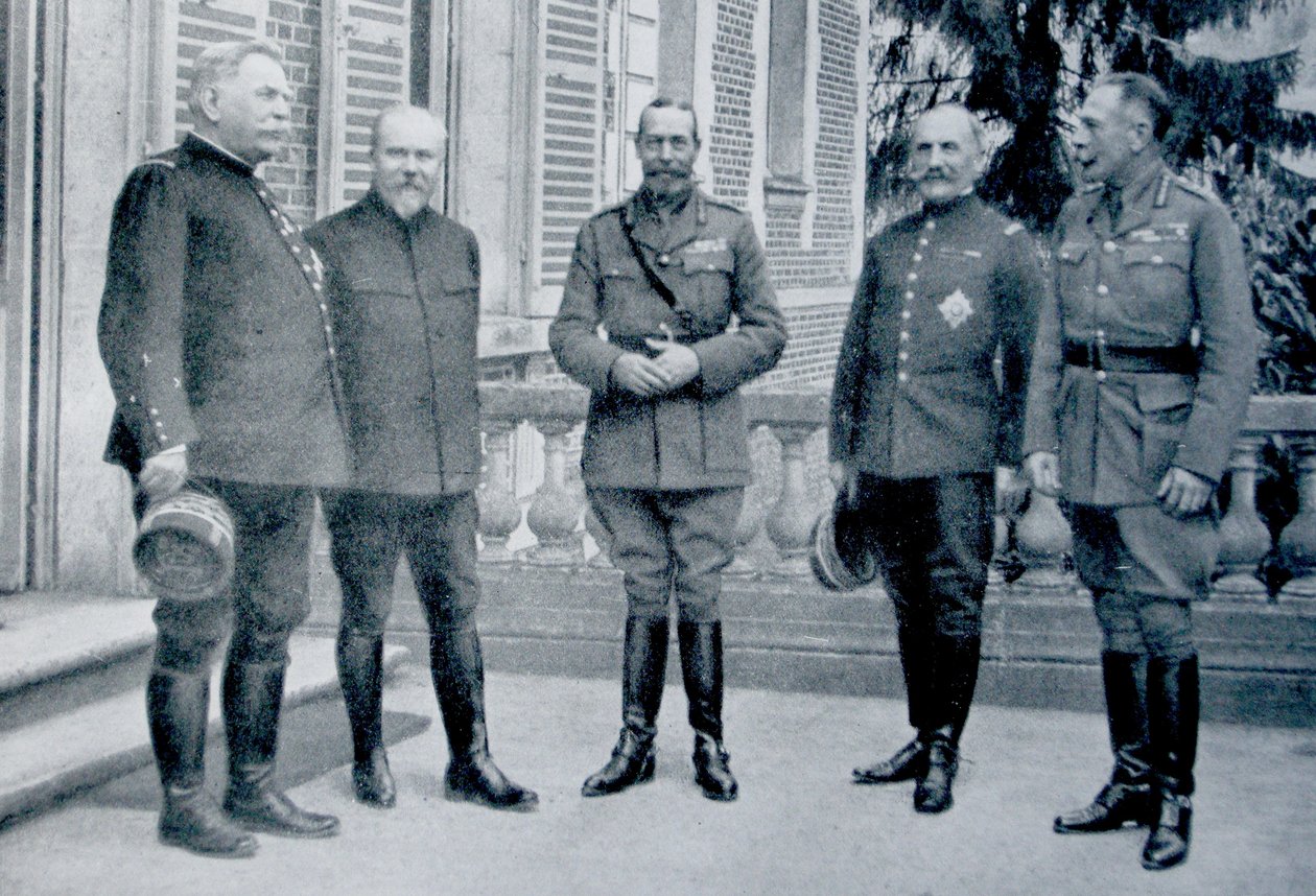 Liittoutuneiden sotapäälliköiden ja valtiomiesten tapaaminen Sommen hyökkäyksen aikana, 1916 tekijältä French Photographer