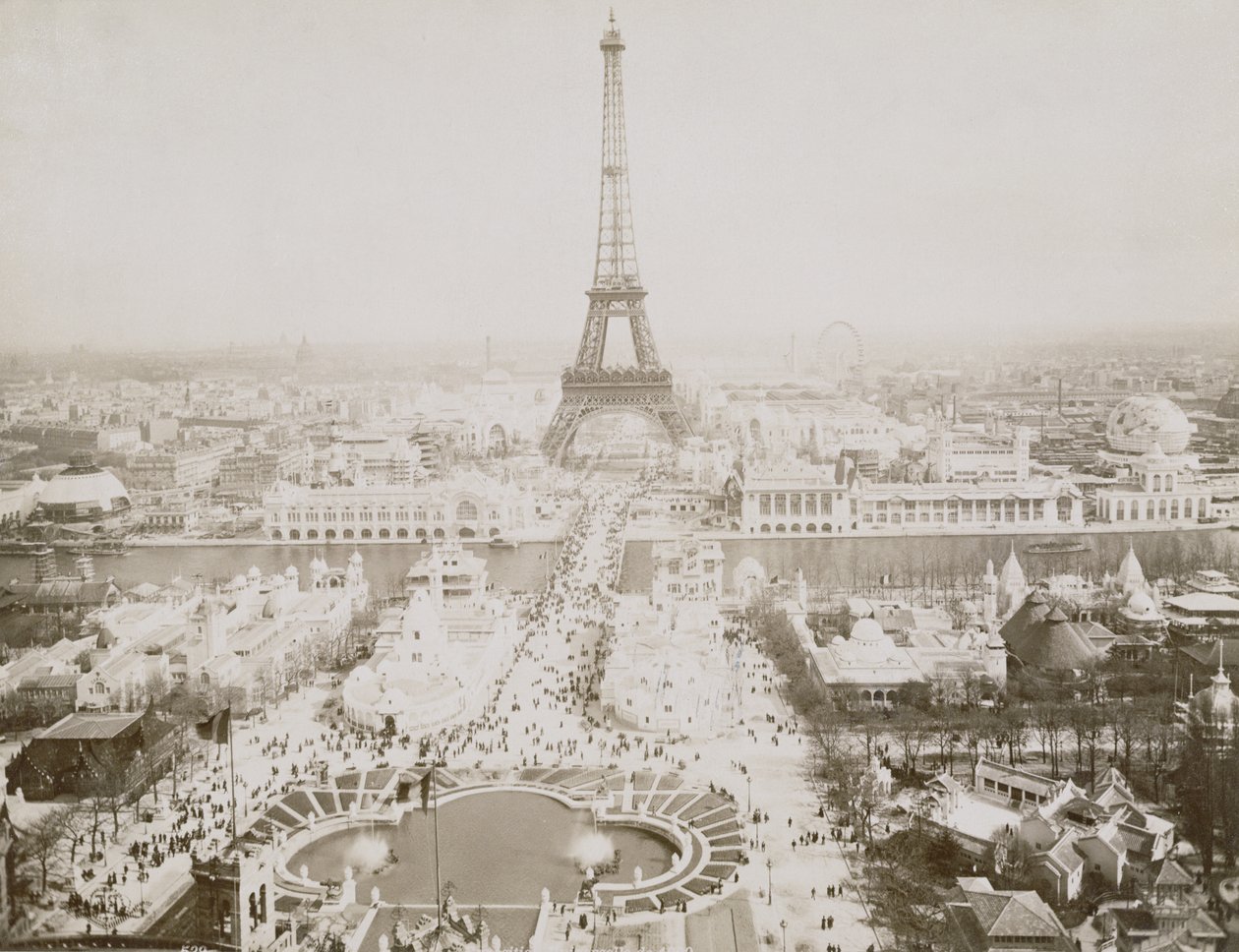 Panoraama Jardins du Trocaderosta ja Champ-de-Marsista, Pariisi, n. 1900 tekijältä French Photographer
