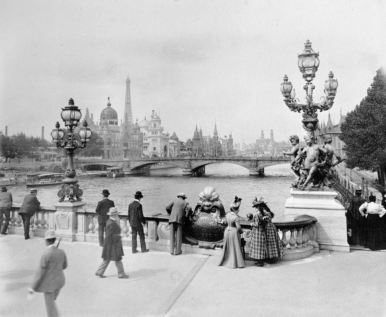 Alexandre III silta - Pariisin maailmannäyttely 1900 tekijältä French Photographer