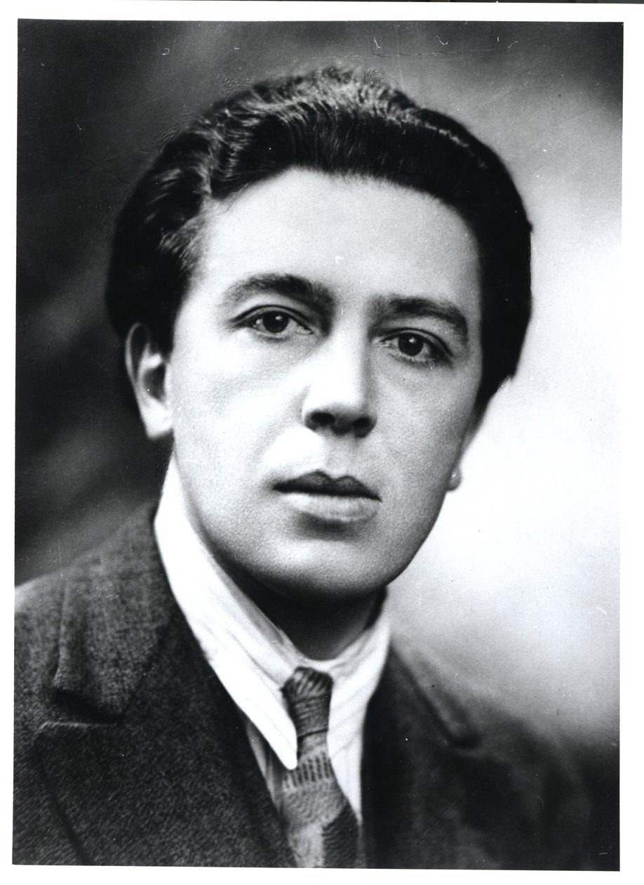 Muotokuva Andre Bretonista (1896-1966) 1930 tekijältä French Photographer