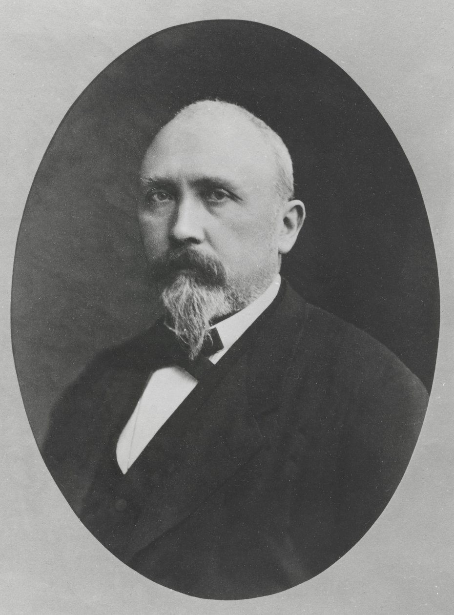 Paul-René Léon Ginainin muotokuva tekijältä French Photographer