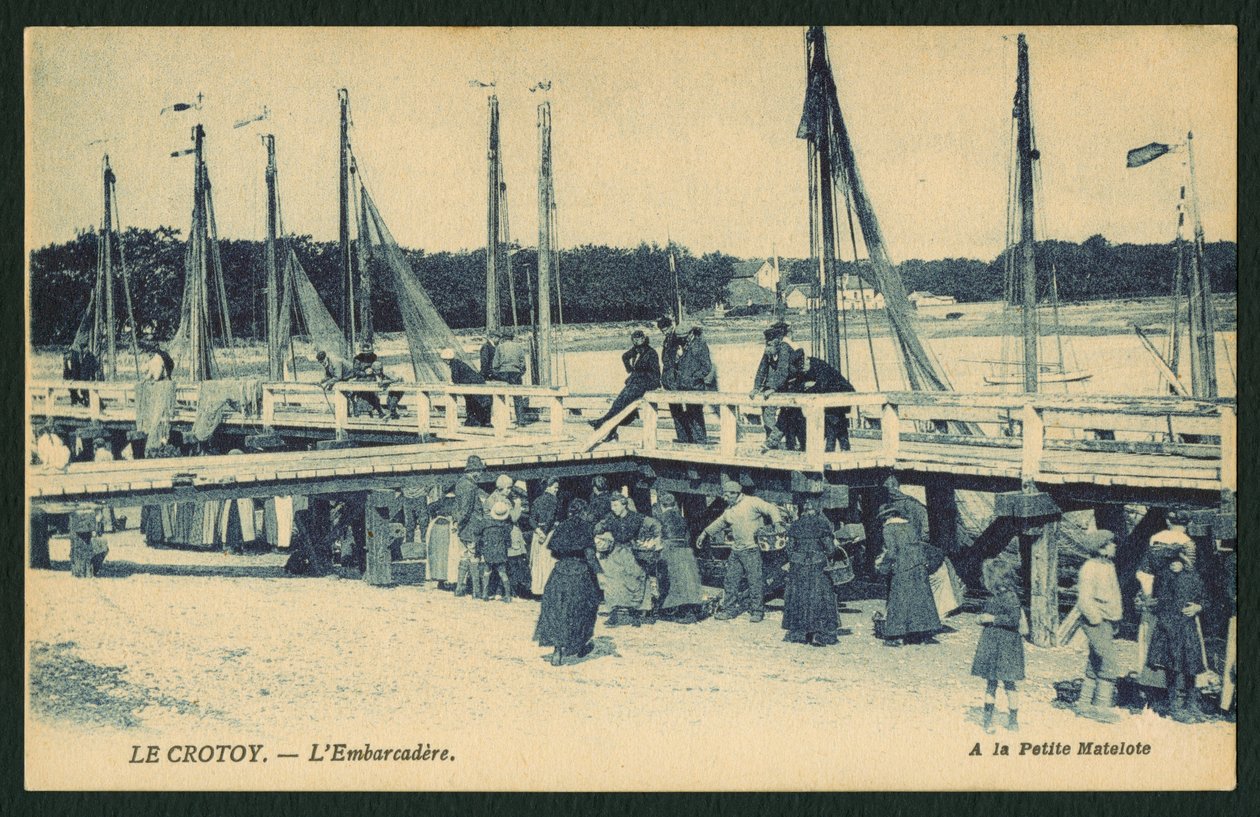 Postikortti, joka kuvaa laskeutumislavaa Le Crotoyssa, n. 1900 tekijältä French Photographer