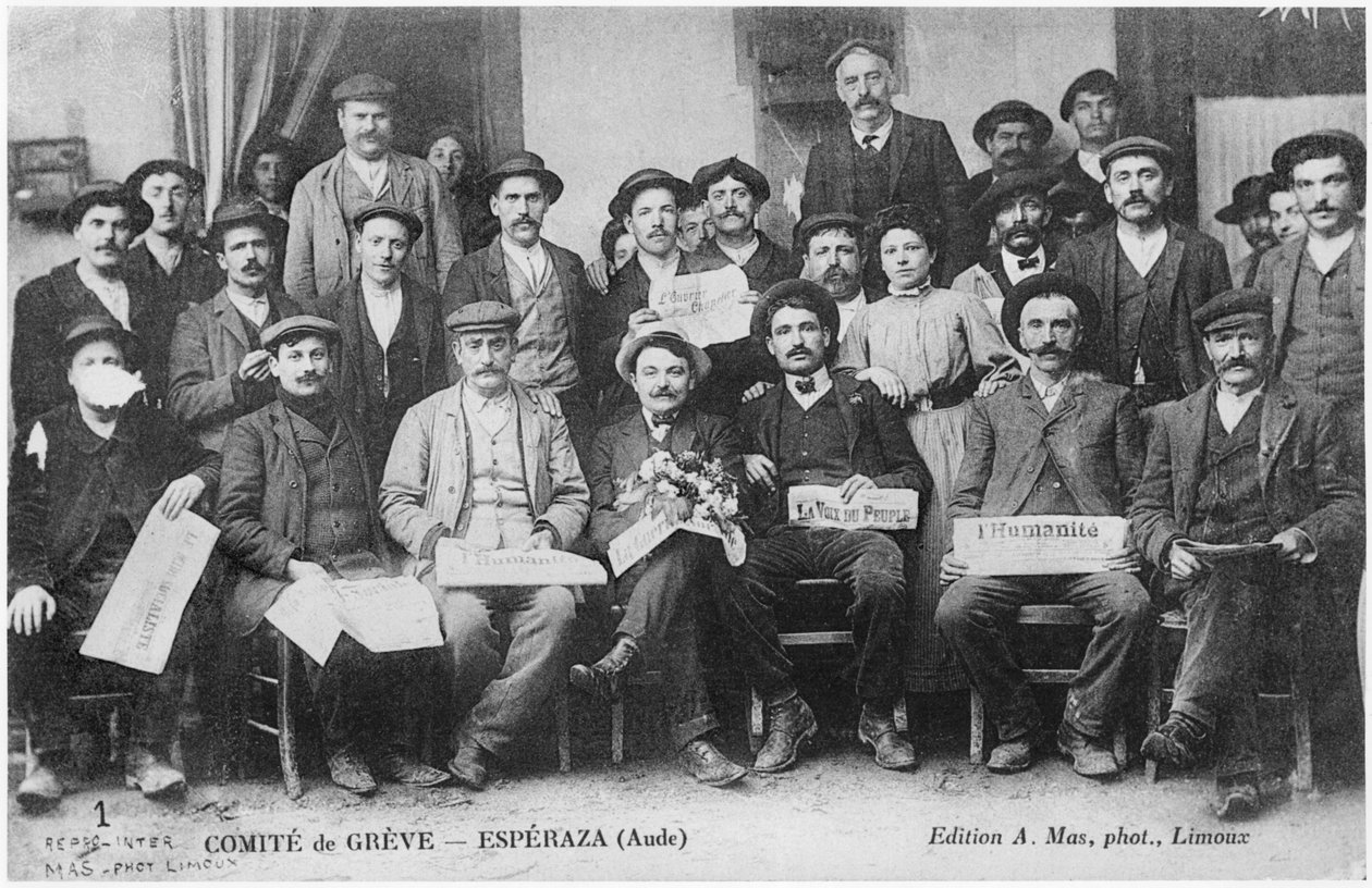Hyökkääjäkomitea Esperazassa, 1910 tekijältä French Photographer