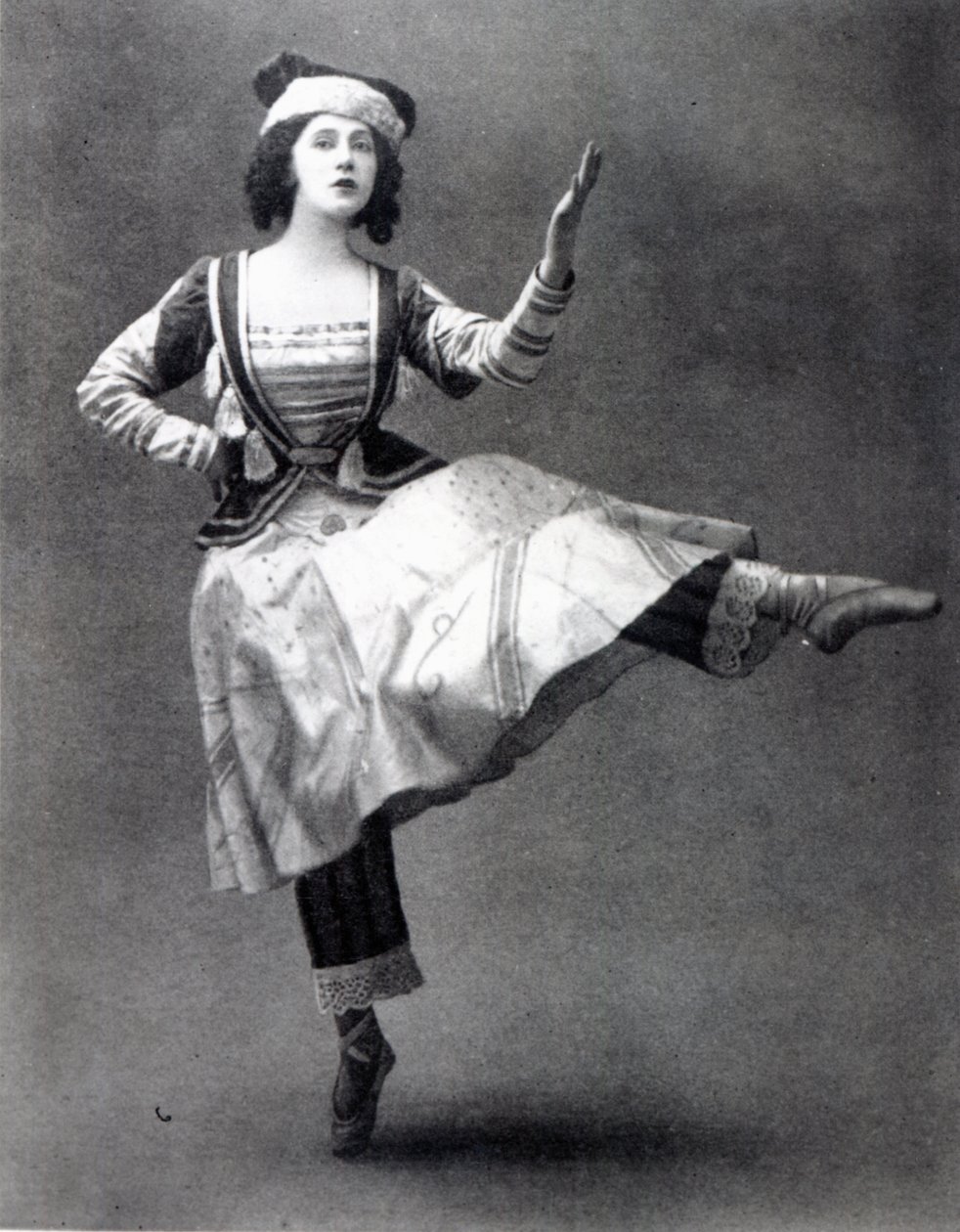 Tamara Karsavina baletissa "Petrouchka", 1911 tekijältä French Photographer