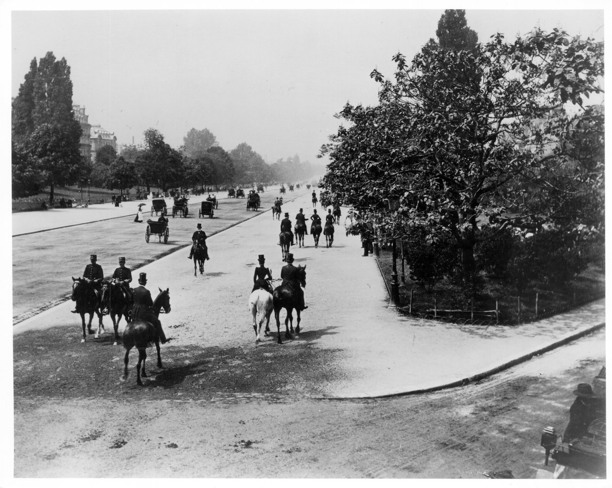 Bois de Boulogne, Pariisi, noin 1900 tekijältä French Photographer