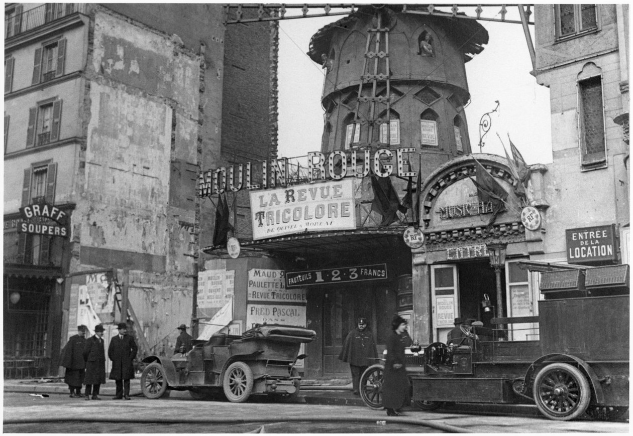 Moulin Rouge, 1914-18 tekijältä French Photographer