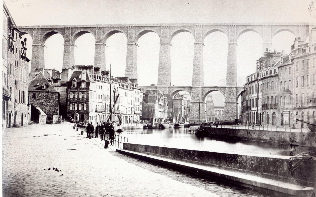 Viadukti Morlaixissa, noin 1880 tekijältä French Photographer