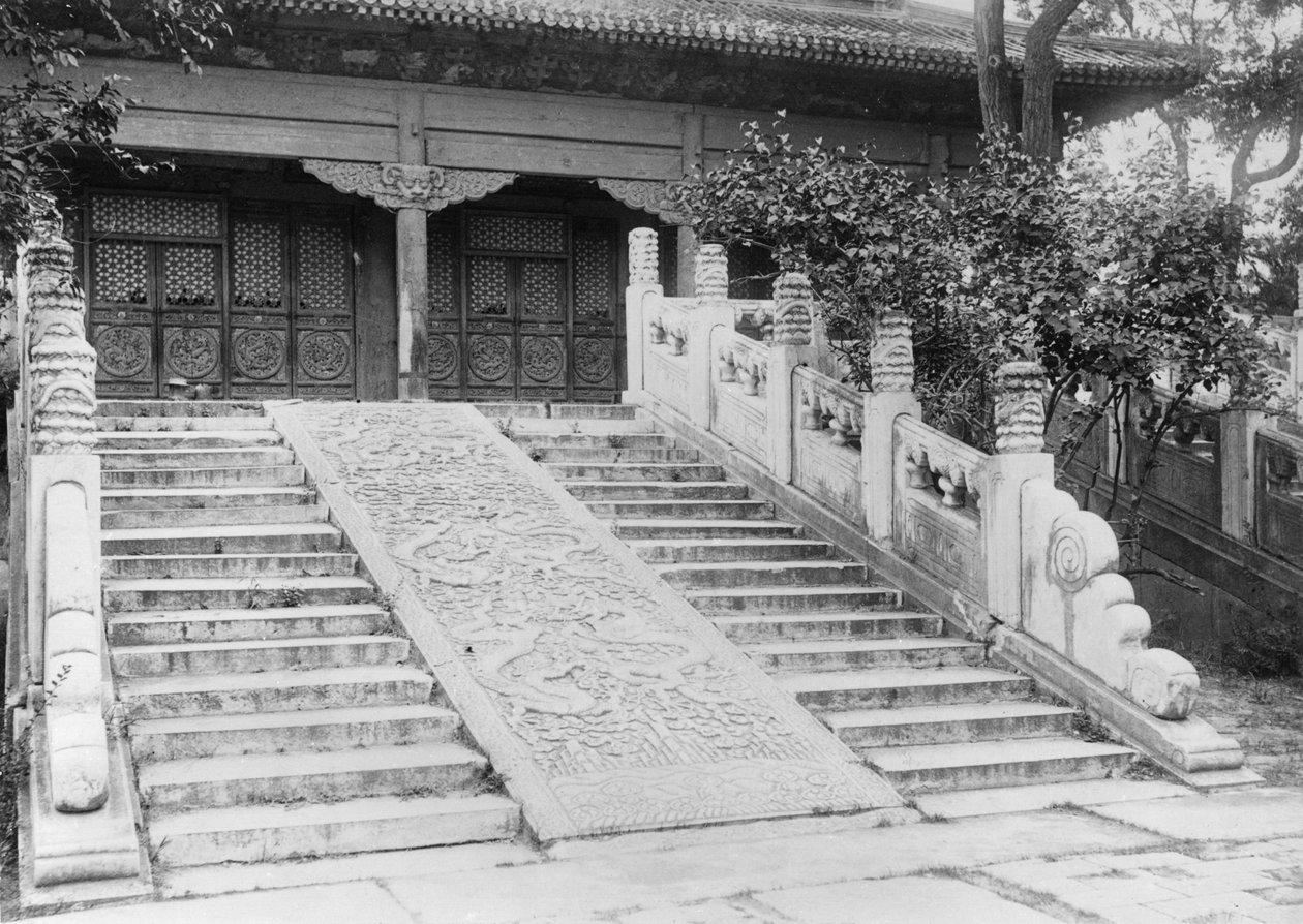 Keisari Yong Lon (1359-1424) hauta Pekingissä, Kiinassa tekijältä French Photographer