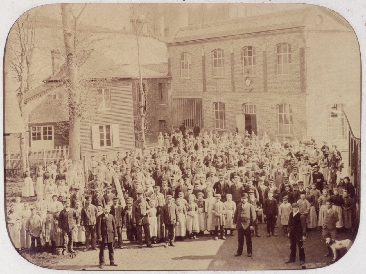Tehdastyöläiset (seepiakuva) tekijältä French School