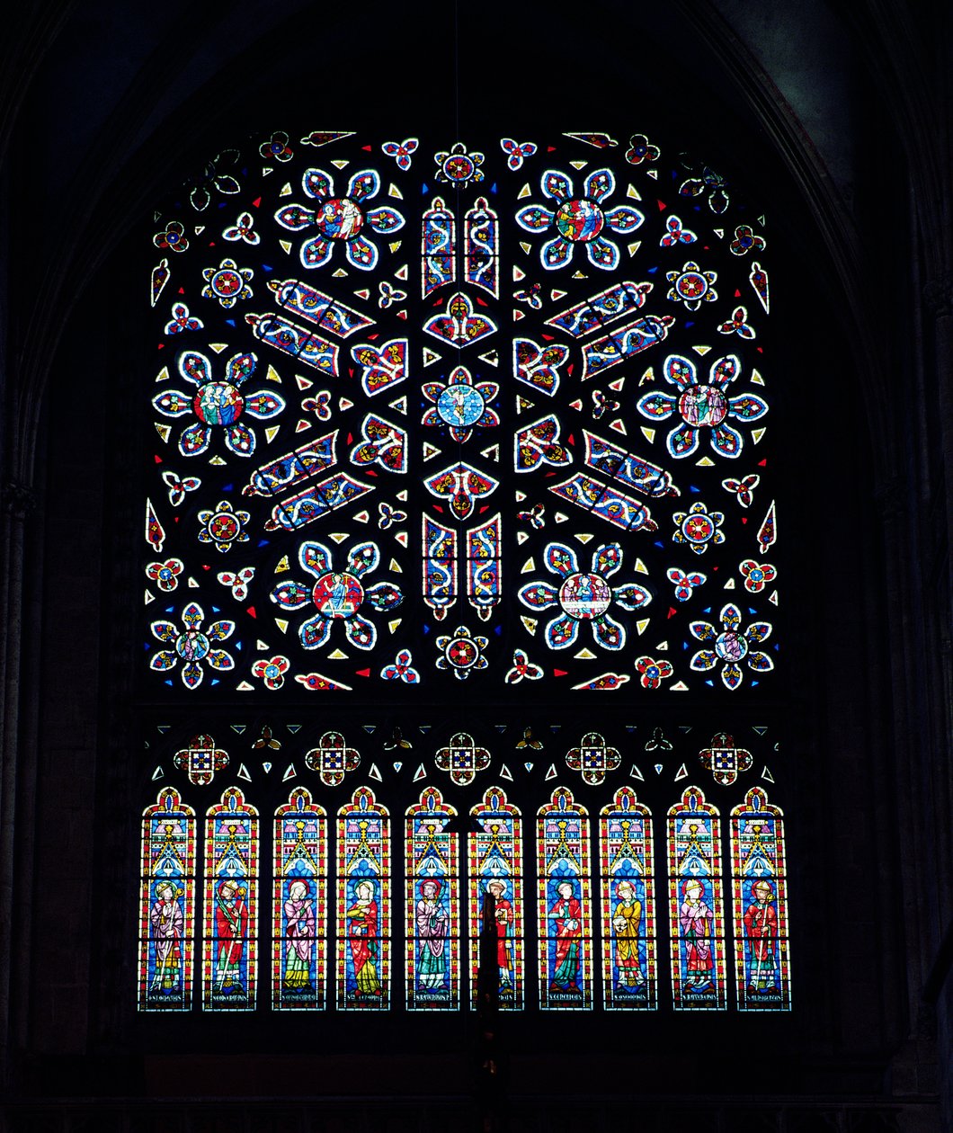 North Rose Window, c. 1270, uusittu 1887 (lasimaalaus) tekijältä French School
