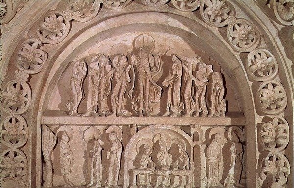Ascension ja ehtoollinen Emmauksessa, vasemman portaalin tympanoni, n. 1150 (kalkkikivi) tekijältä French School