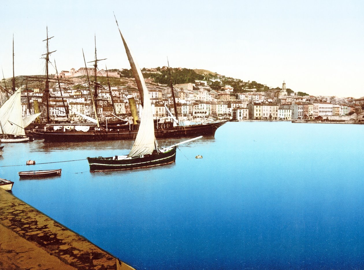 Näkymä tähän satamaan, Ranska, 1890-1900 tekijältä French Photographer