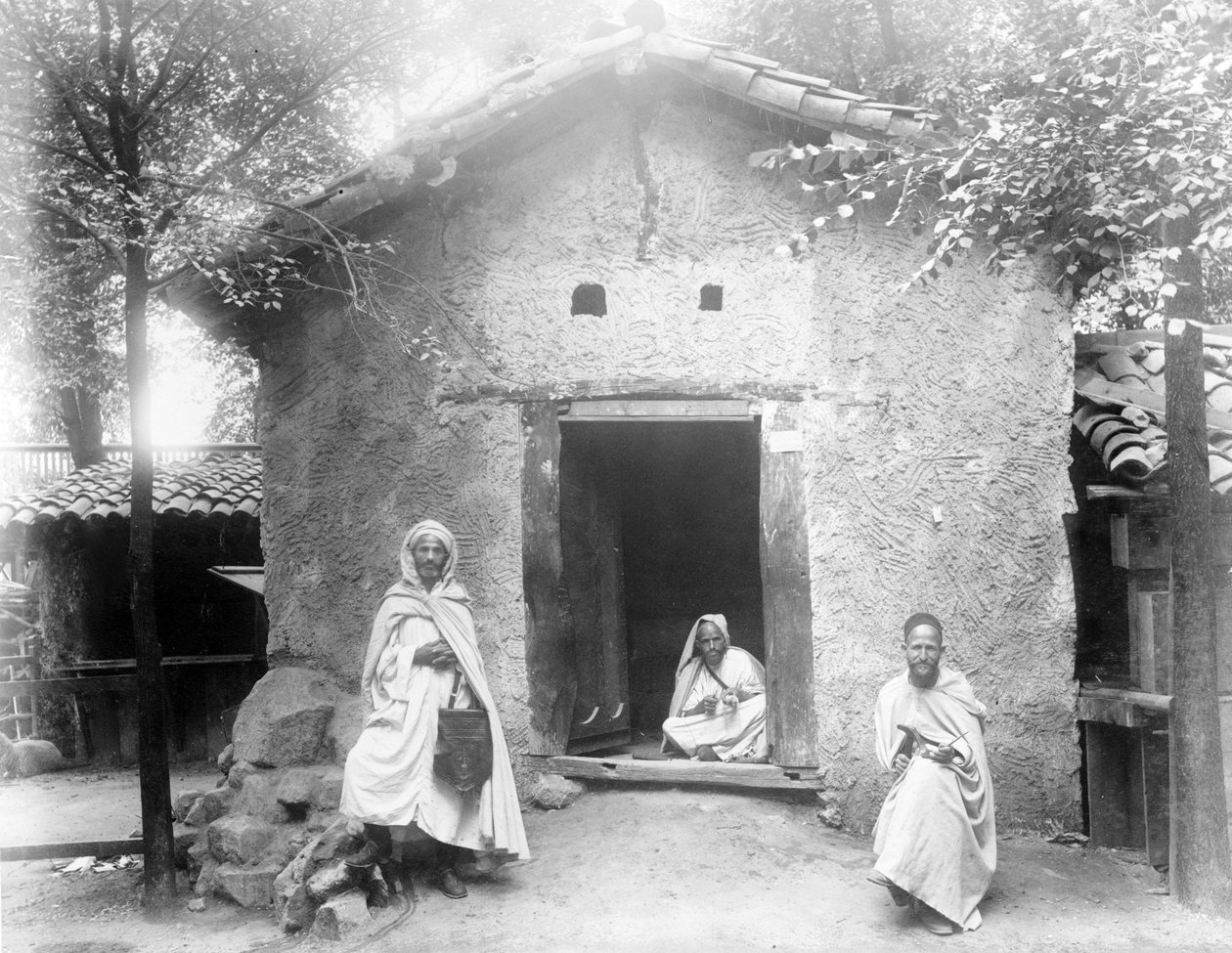 Esimerkki Kabyle-talosta, Pariisin näyttely, 1889 tekijältä French Photographer