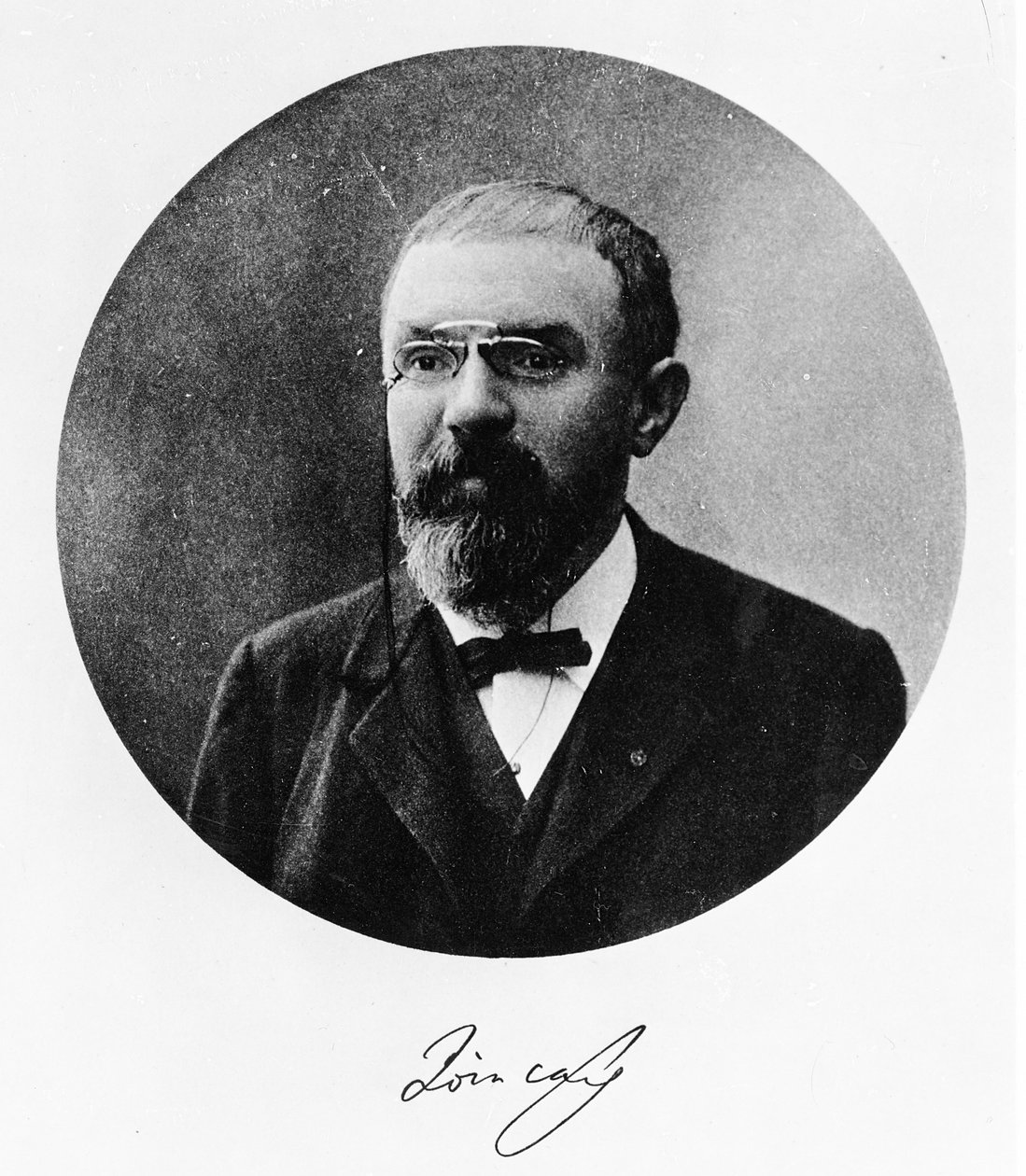 Henri Poincare tekijältä French Photographer