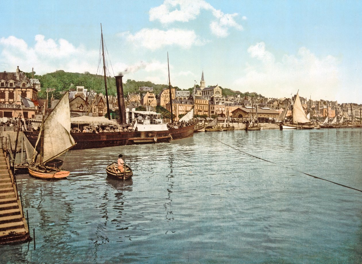 Pakettivene Touques-joella, Trouville, pubi. 1900 tekijältä French Photographer