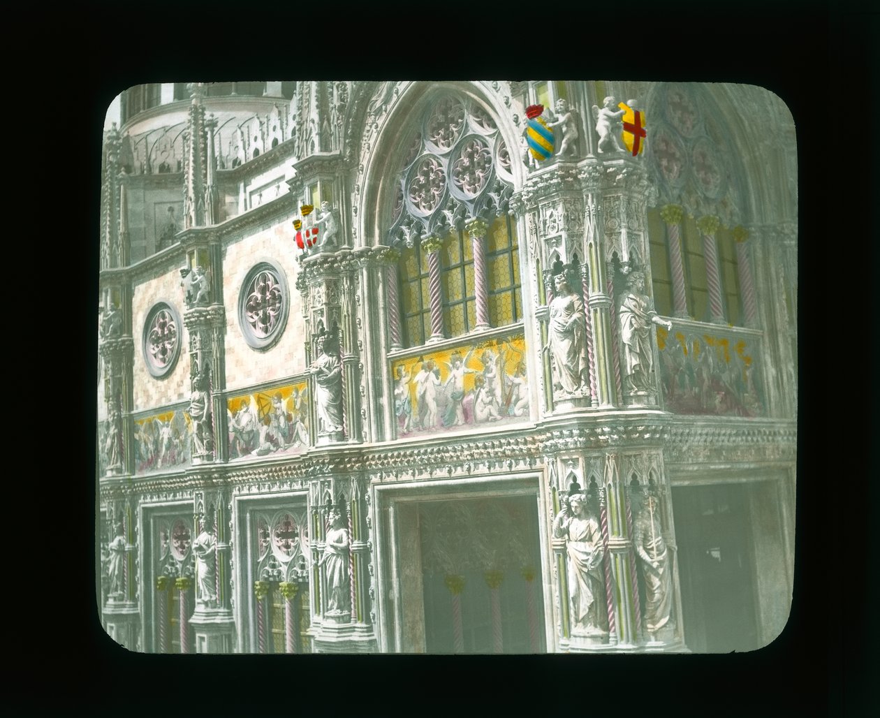 Pariisin näyttely: Italian paviljonki, Pariisi, Ranska, 1900 (lyhtyliukumäki) tekijältä French Photographer