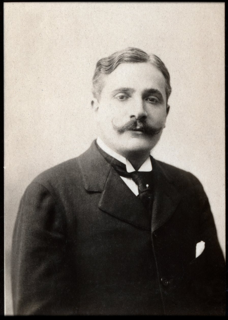 Pierre Decourcellen (1856-1926), ranskalaisen kirjailijan muotokuva. tekijältä French Photographer