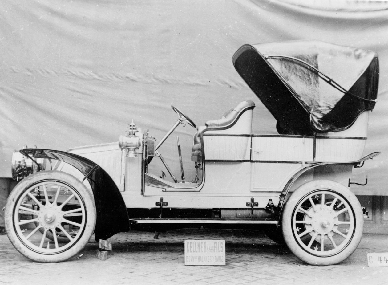 Renault Kellner -auto, 1903 tekijältä French Photographer