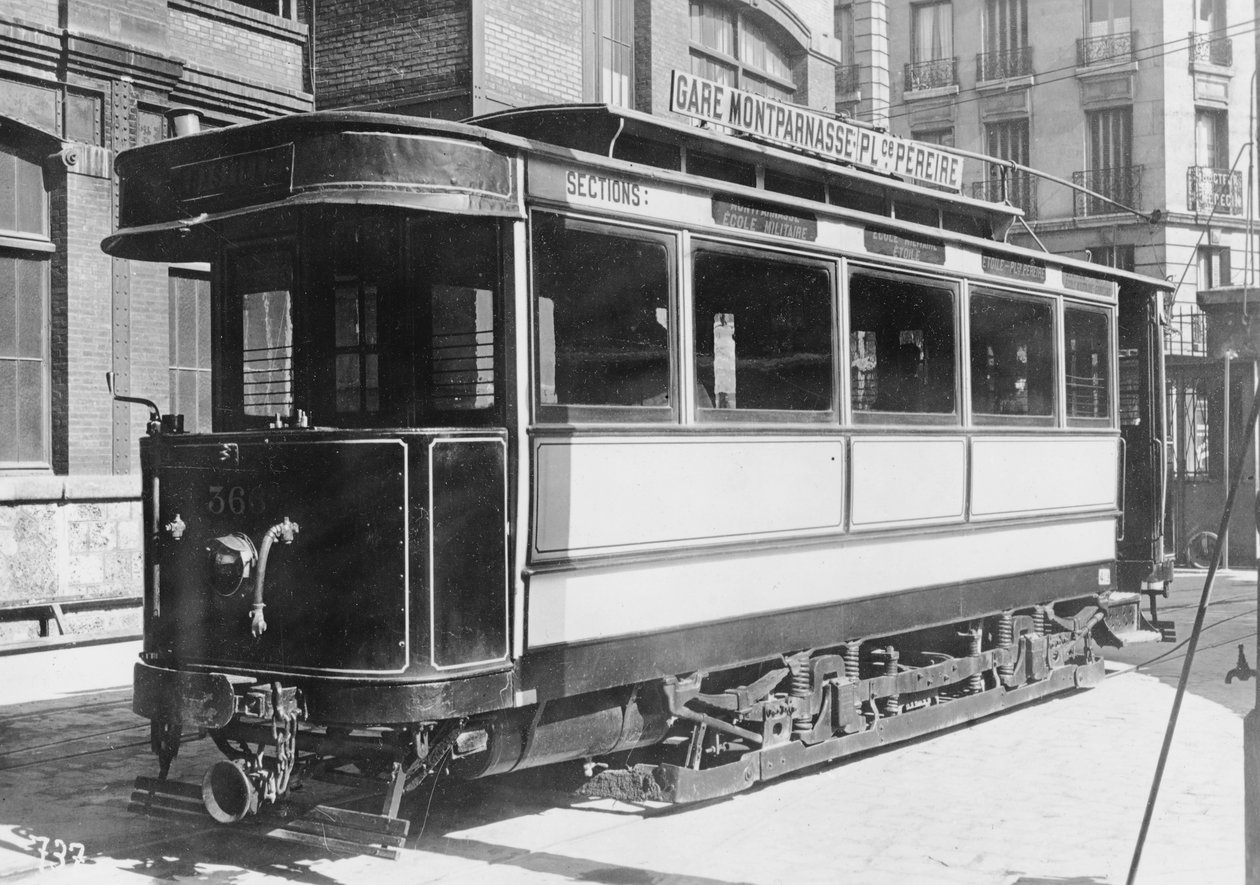 Raitiovaunu Pariisissa, noin 1900 tekijältä French Photographer