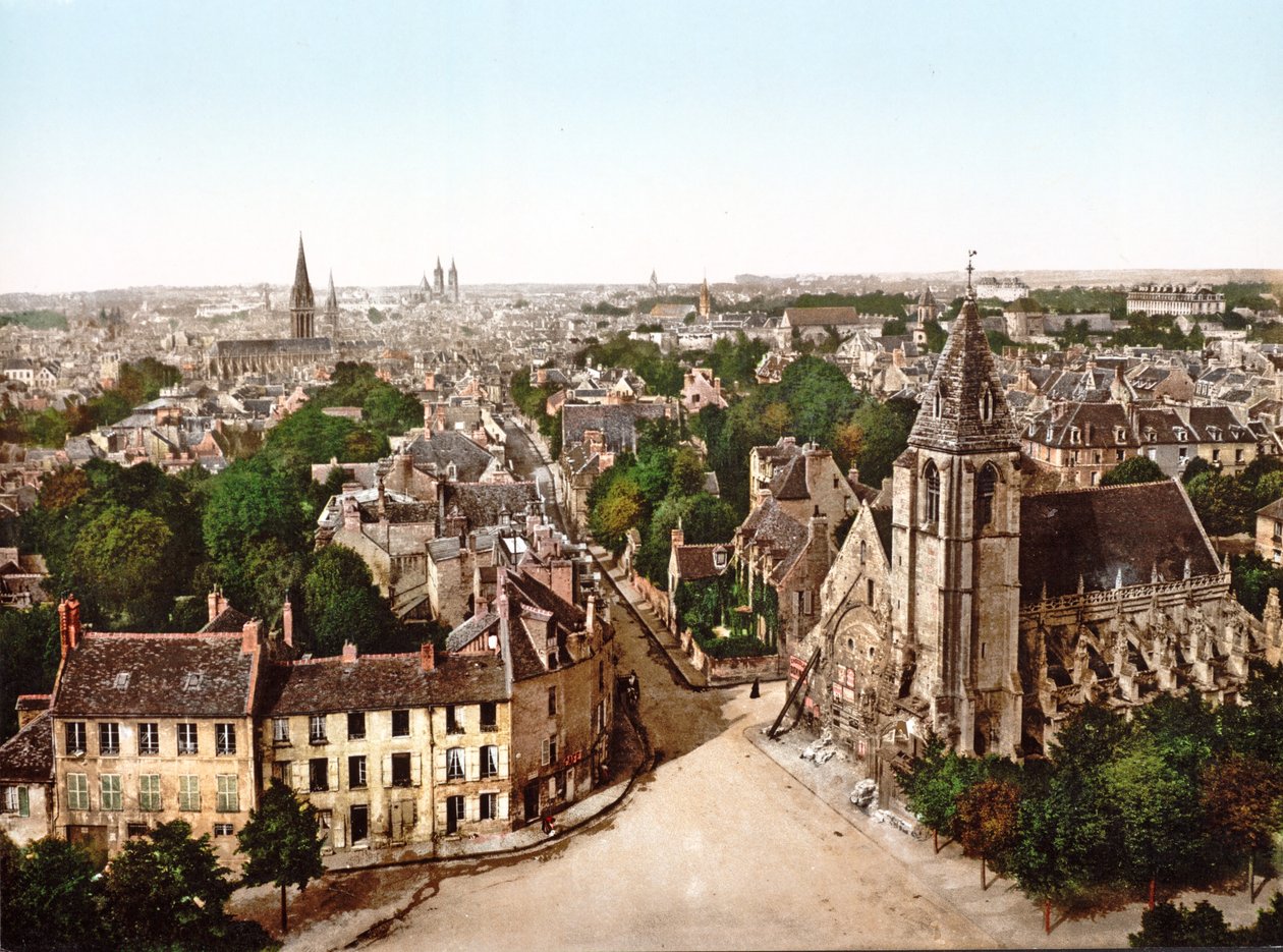 Näkymä Caenista ja taustalla Abbey Saint Etienne, 1890-1900 tekijältä French Photographer
