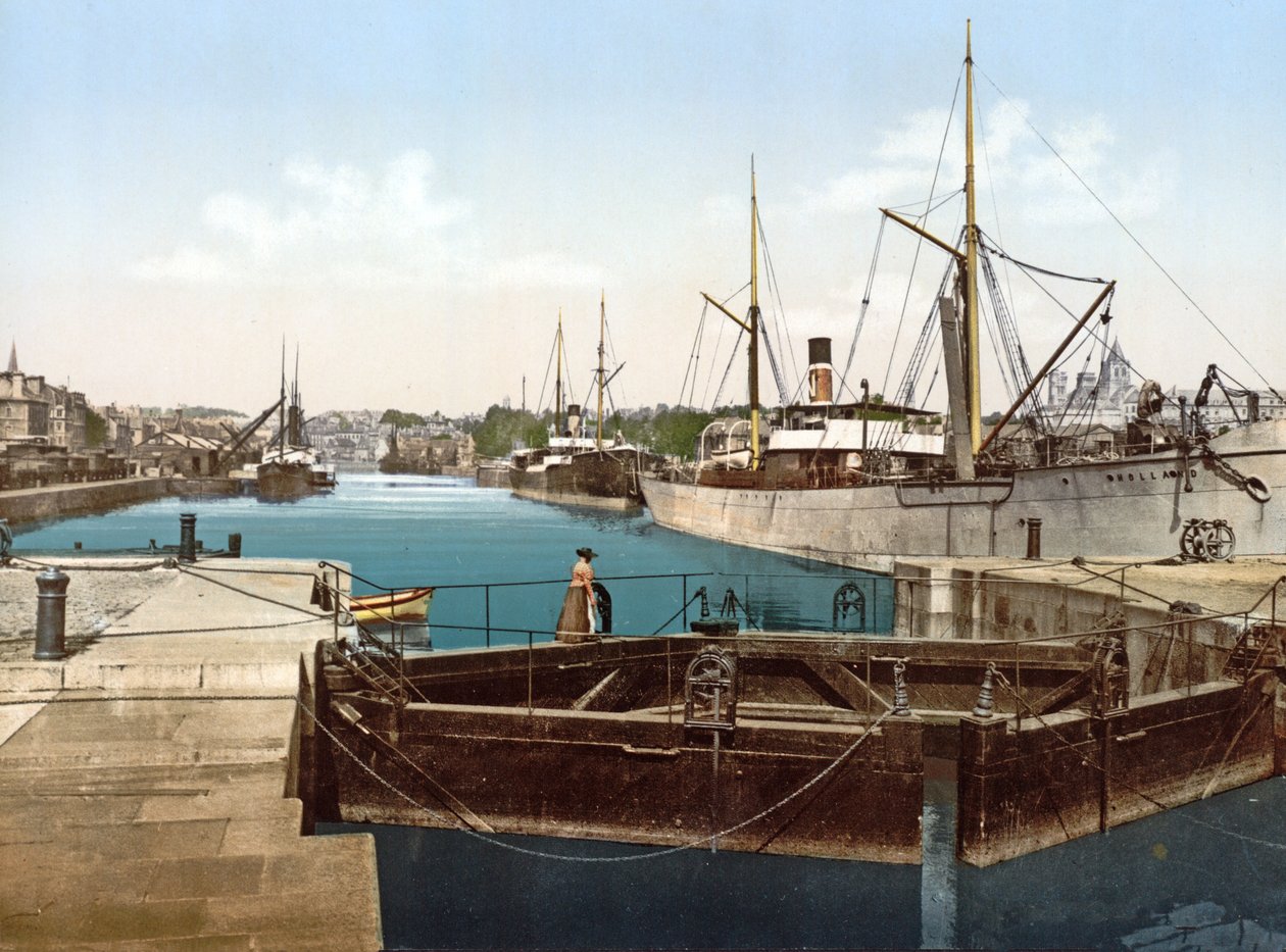 Näkymä ylös kanavalle Caenin sulkuporteista, 1980-1900 tekijältä French Photographer