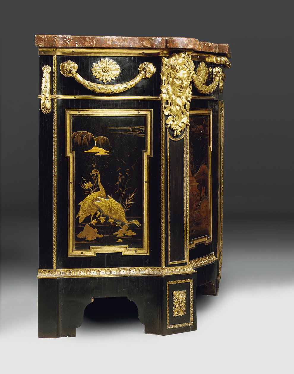 Myöhäinen Ludvig XV:n lipasto, n. 1763-70 tekijältä French School