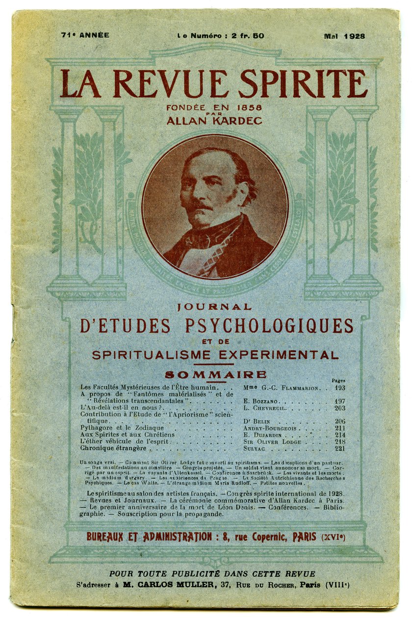 Kansi useista "" La revue spirite " -lehdestä, joka on neljännesvuosittain spritismille, psykologisille tutkimuksille ja kokeelliselle spiritualismille omistettu aikakauslehti, jonka perusti Allan Kardec. tekijältä French School