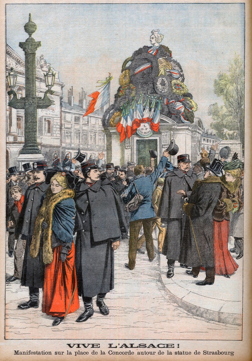 Mielenosoitus, jossa vaadittiin Alsacen palauttamista Ranskalle. Mielenosoittajat ympäröivät Strasbourgin patsasta Place de la Concorde -aukiolla Pariisissa. Eläköön Alsace! Mielenosoitus Place de la Concordella Strasbourgin patsaan ympärillä. Kuva sanalle tekijältä French School