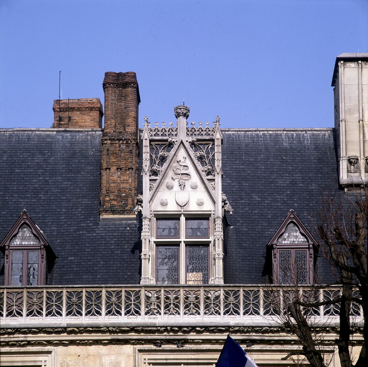 Yksityiskohta. Cluny-museo Pariisissa. tekijältä French School