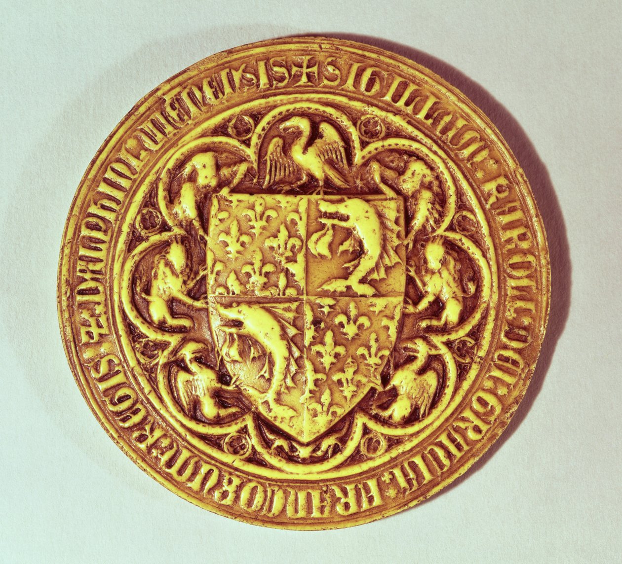 Delfiinin hylje, Ranskan kilpi, delfiinien ja fleur-de-lysin kanssa, 1376 tekijältä French School