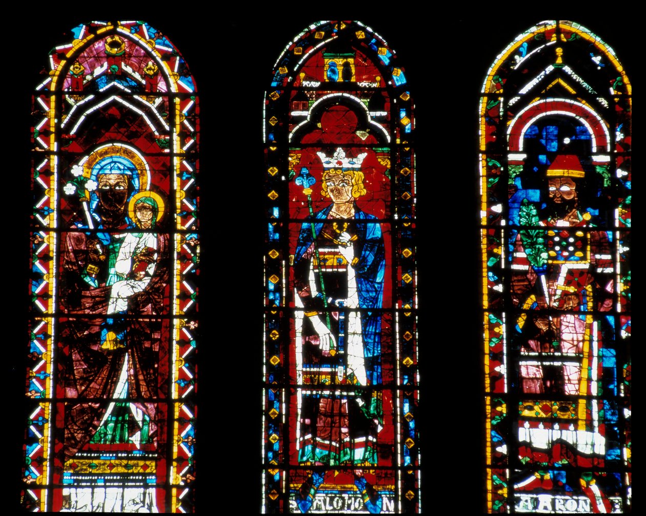 Goottilainen taide: Pyhä Anna More, Salomon ja Aaron. Lansetit Cathedrale Notre Dame de Chartresin (Eure et Loir) Rosace du Nordin alla (kutsutaan Neitsyen ruusuksi, noin 1235). tekijältä French School