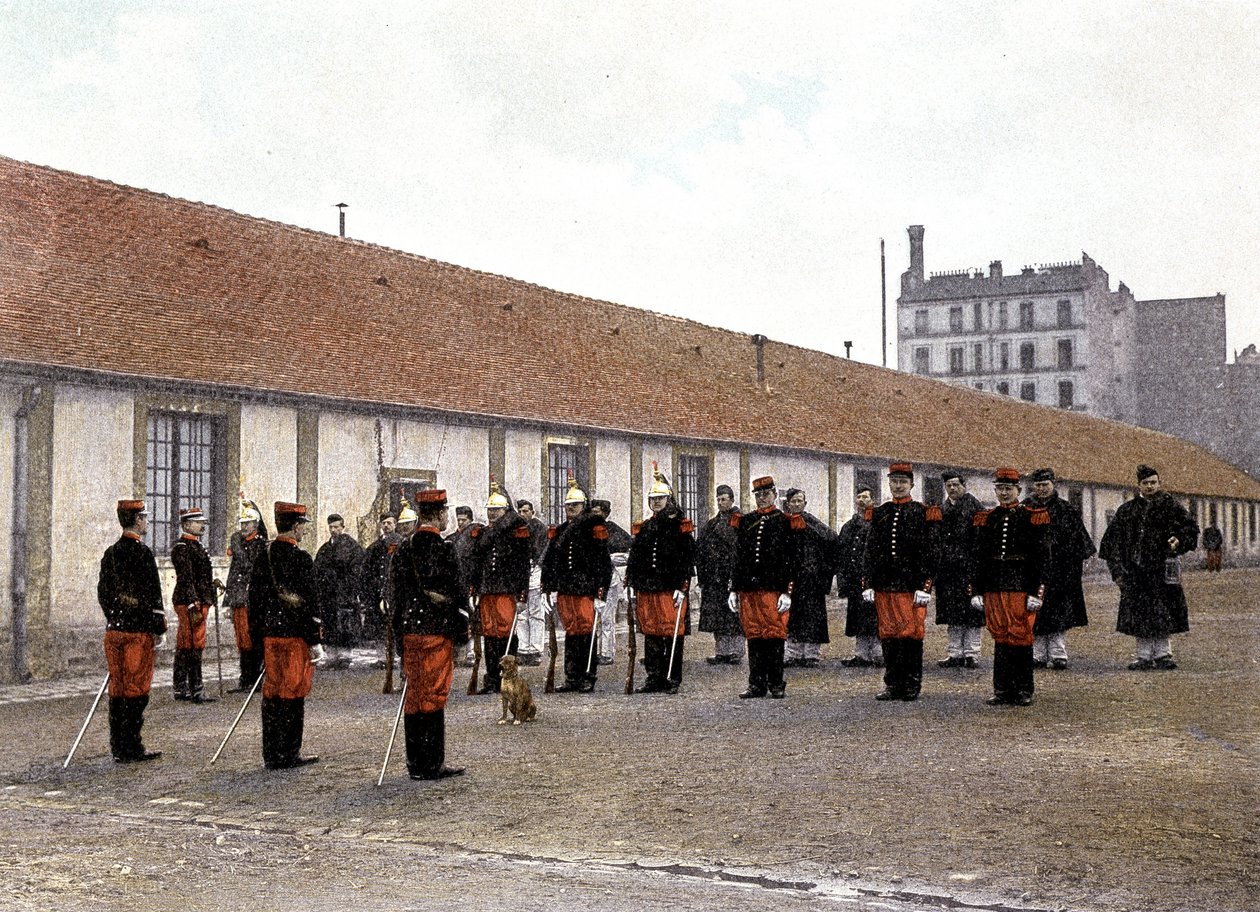 La paraati - "Album militairessa" - ratsuväki: kotipalvelu tekijältä French School