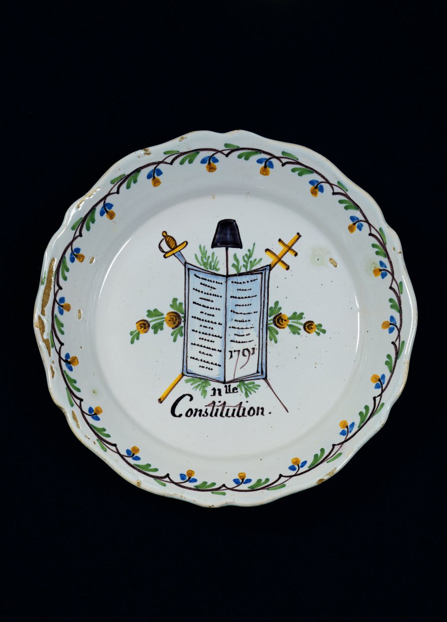Lauta, jota koristaa Perustuslain kirja, joka liittyy Kolmeen ritarikuntaan, 1791 (keraaminen) tekijältä French School