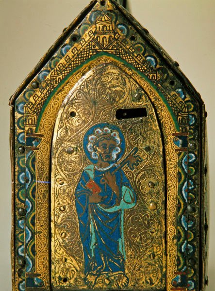 Reliquary-arkku, jossa kohtauksia St Valerian elämästä, Limoges, n. 1175 (puuta, kuparia ja cloisonne-emalia, kaiverrettu ja kullattu) tekijältä French School