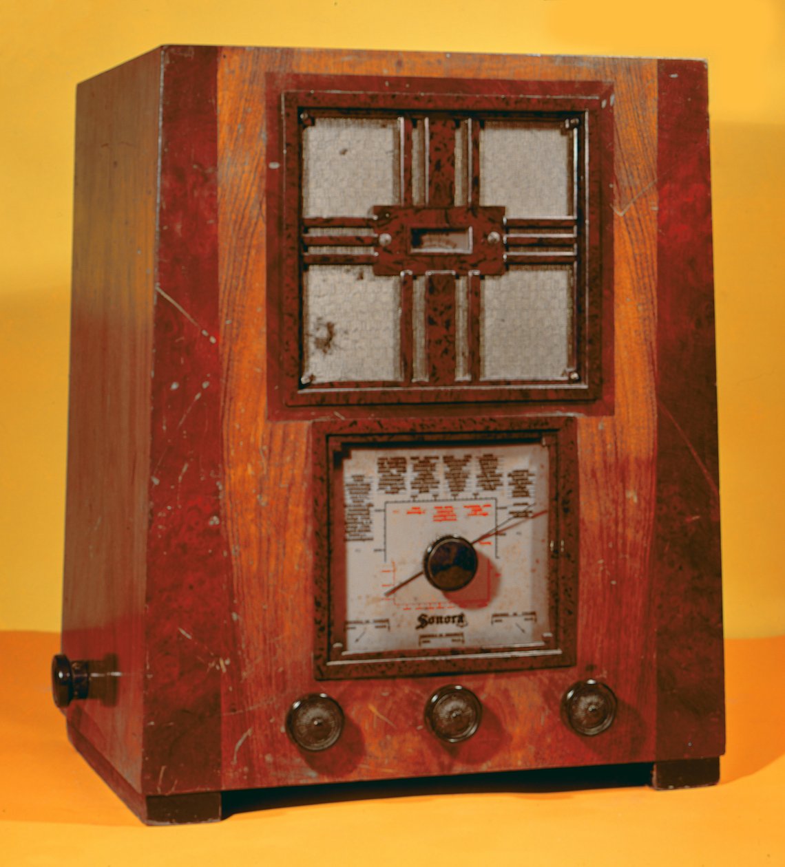 Sonora Radio, n.1930 tekijältä French School