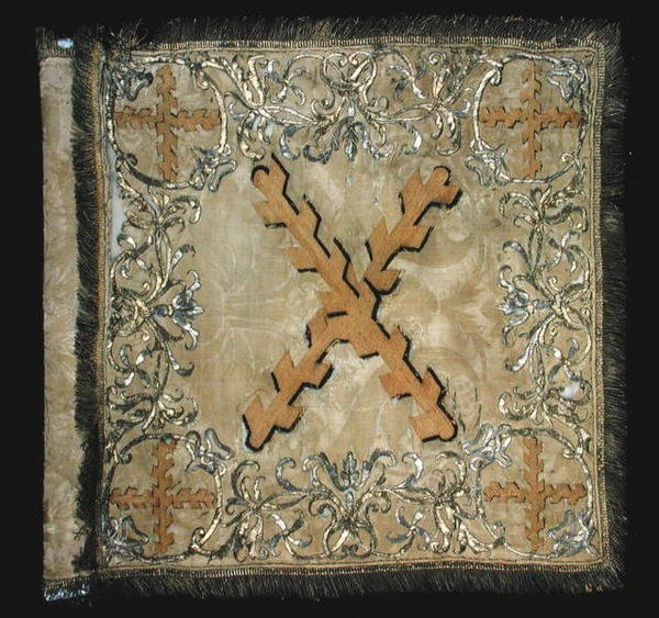 Burgundin ratsuväkirykmentin standardi, n. 1750 (kirjailtu damasti) tekijältä French School