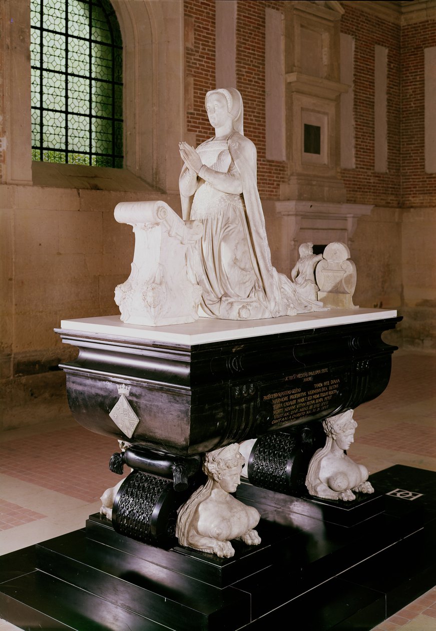 Diane de Poitiersin (1499-1566) hauta (marmori) tekijältä French School