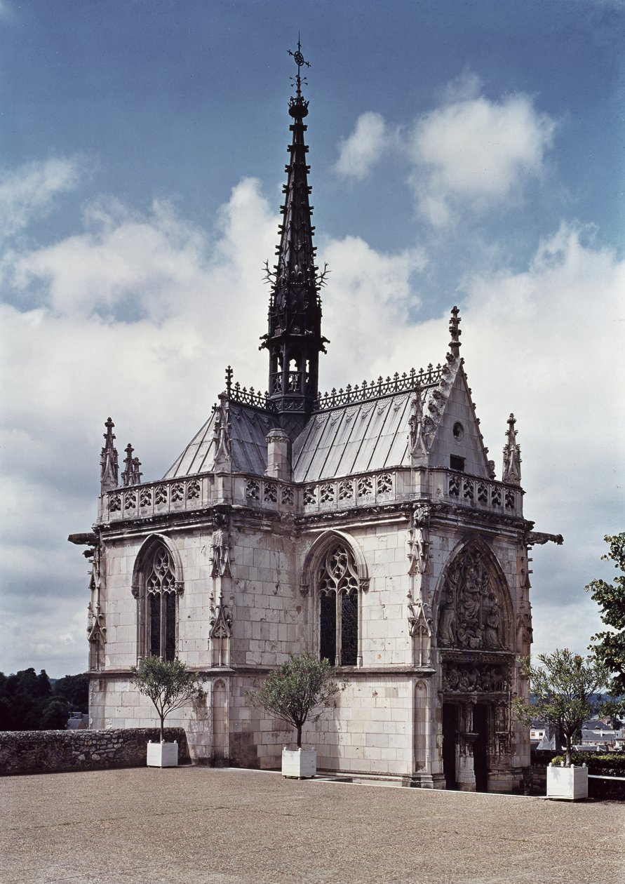 Näkymä Chateau Amboisen kapelle Saint-Hubertille, valmistui vuonna 1493 tekijältä French School