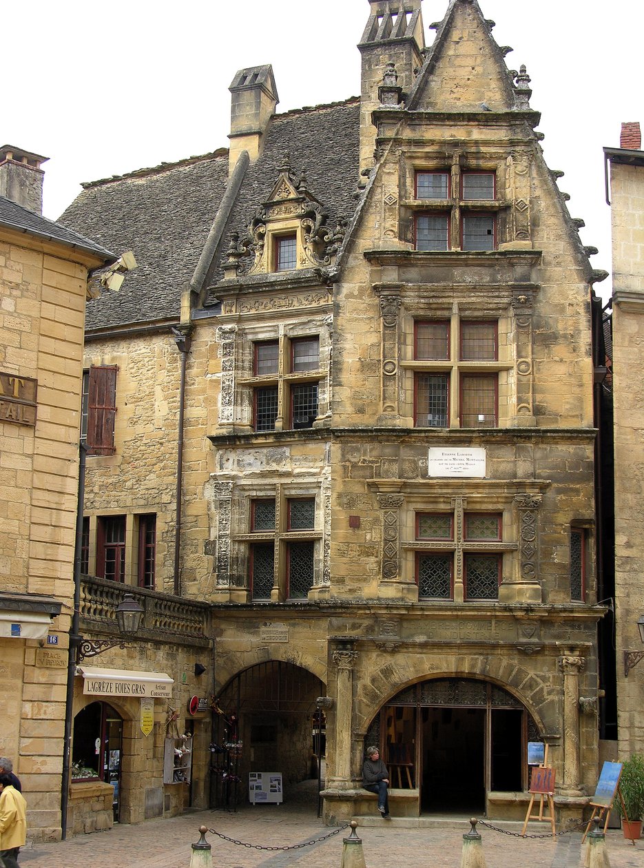 Näkymä Maison de La Boetielle tekijältä French School