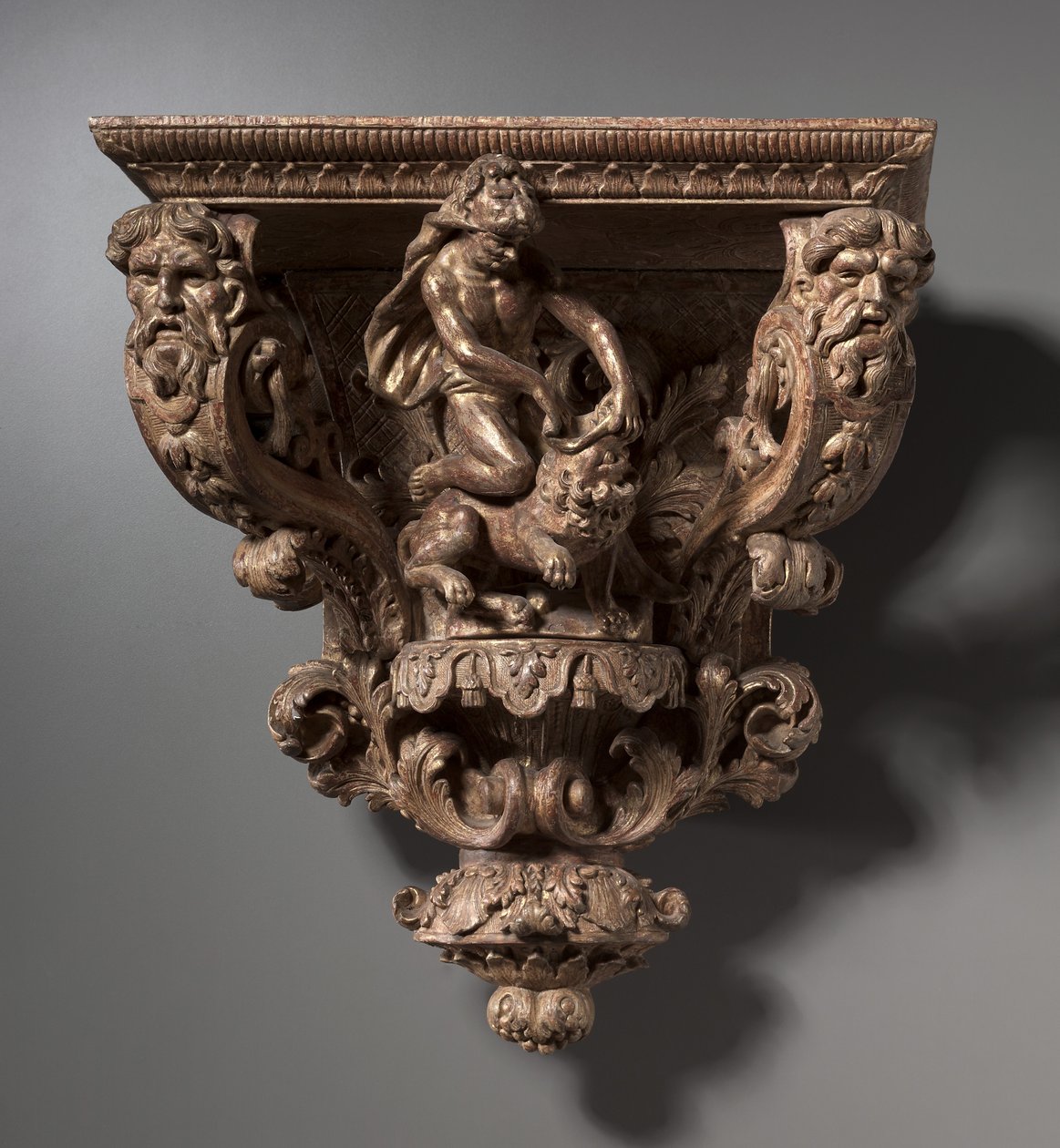 Seinäteline, 1650-1700 tekijältä French School