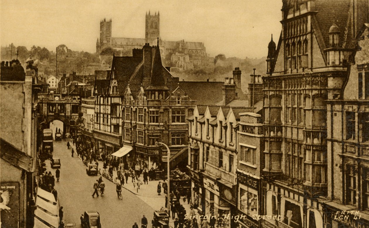 Lincoln High Street, 1800-luvun loppu - 1900-luvun alku. tekijältä Frith and Co