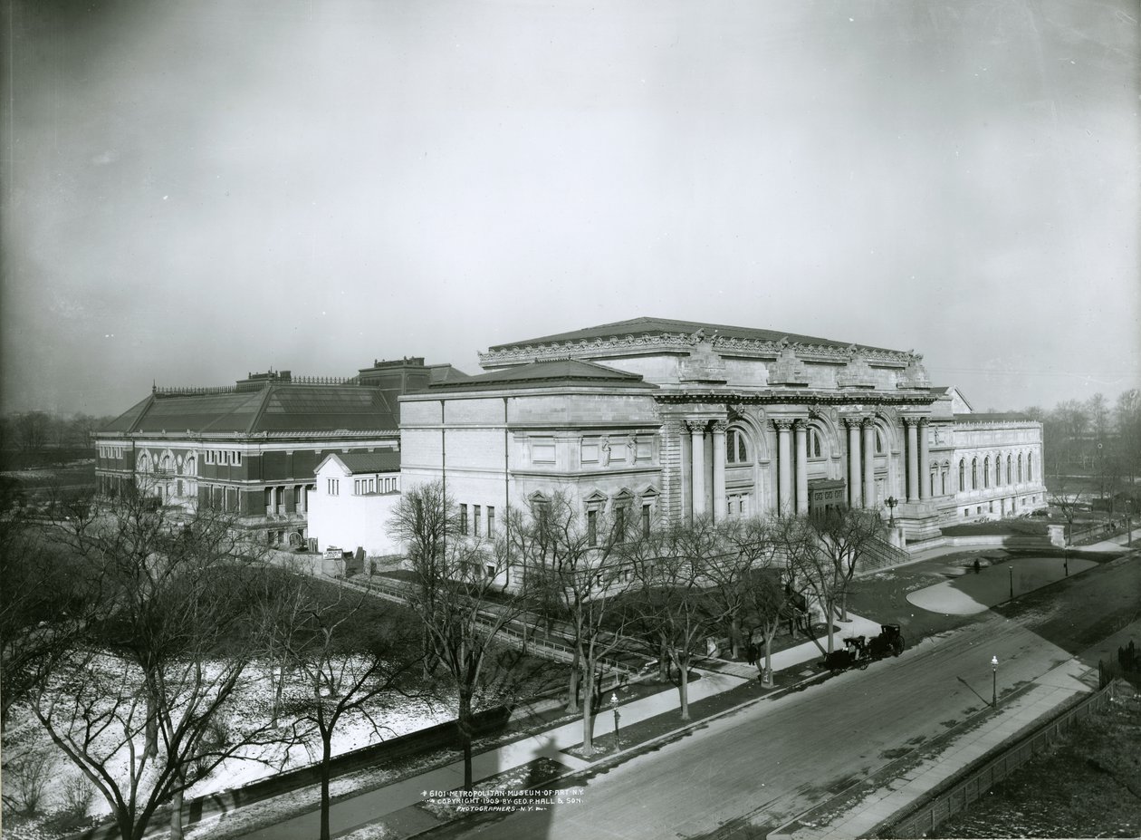 Metropolitan Museum of Art kaakosta, New York City, 1909 tekijältä G.P. Hall und Sohn